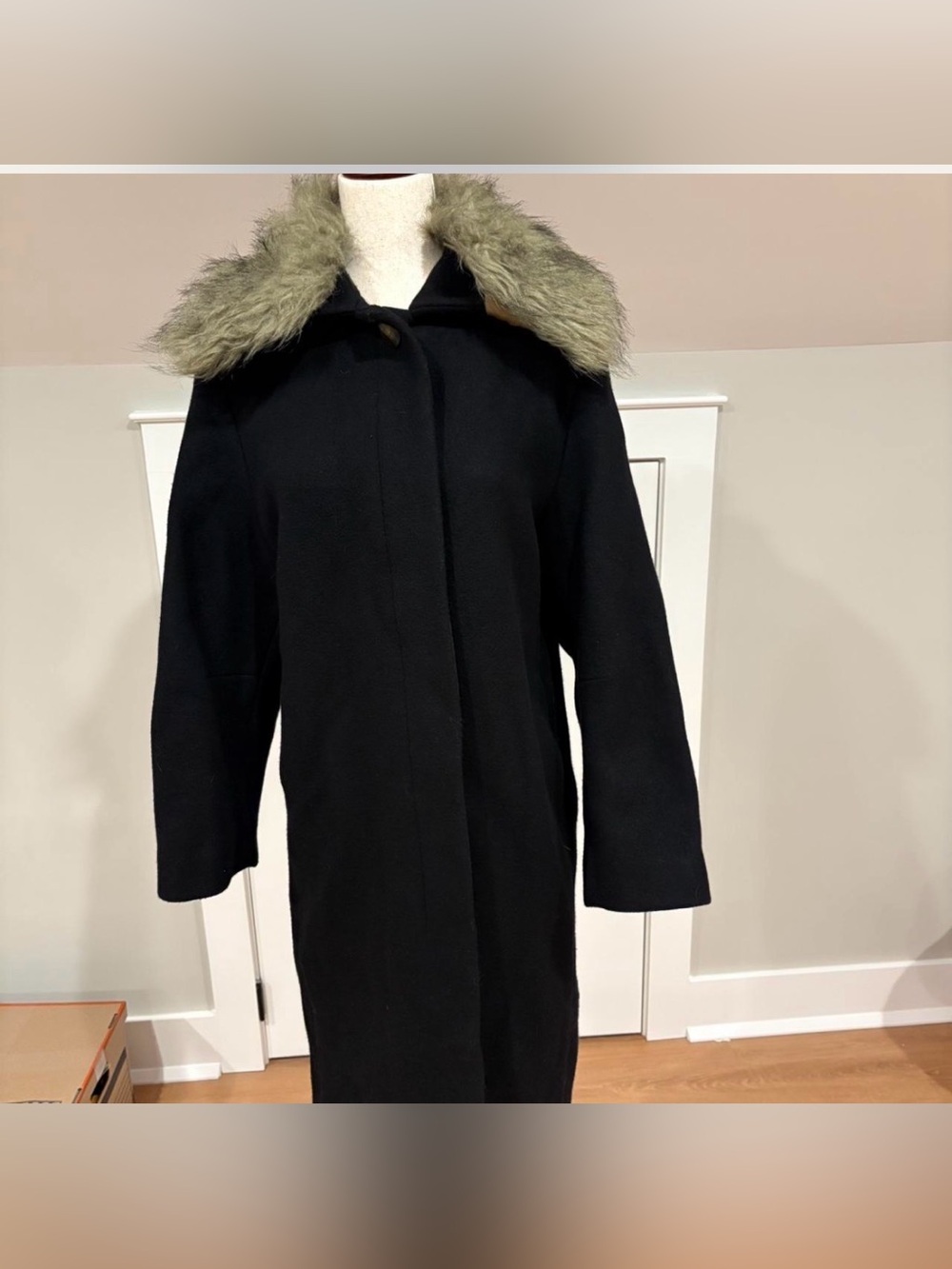Vince black wool coat with detachable collar